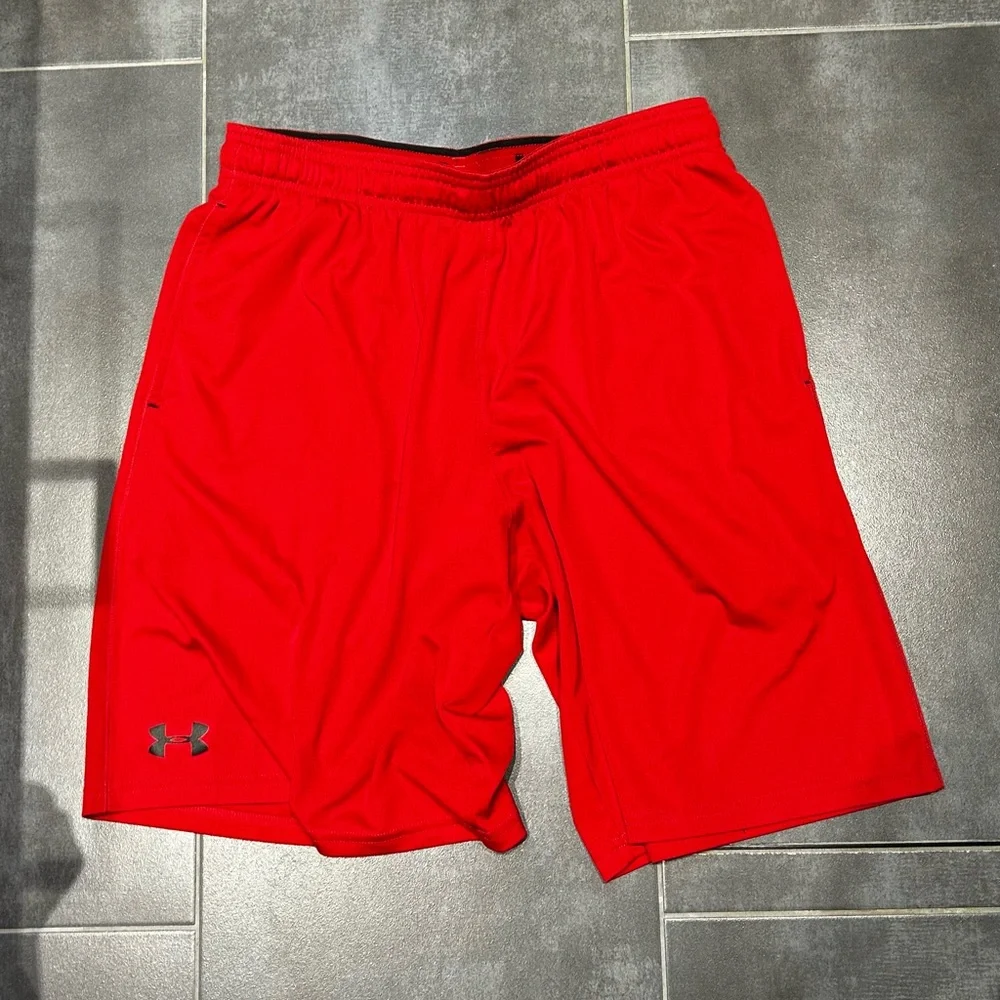 Under Armour Red Athletic Shorts Lightweight Performance - Picture 1 of 3